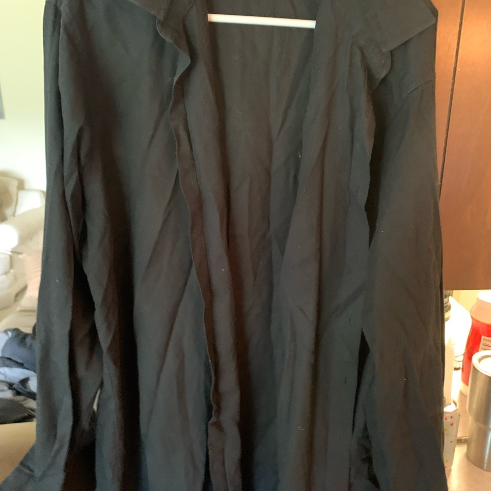Van Heiden men’s black dress shirt (lighting bad)
